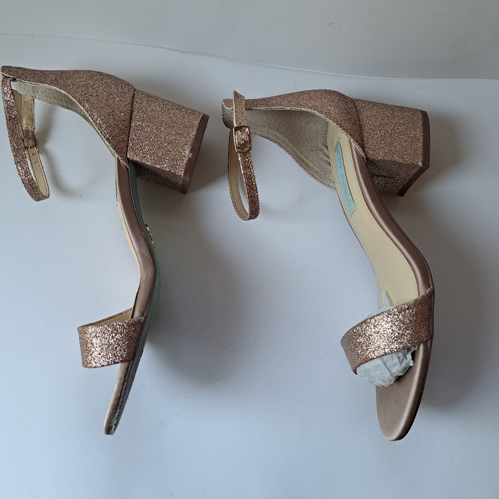 ☀️Betsey Johnson Mari Sandal  -  Color Champaign  - Sz 7.5 - Picture 8 of 14